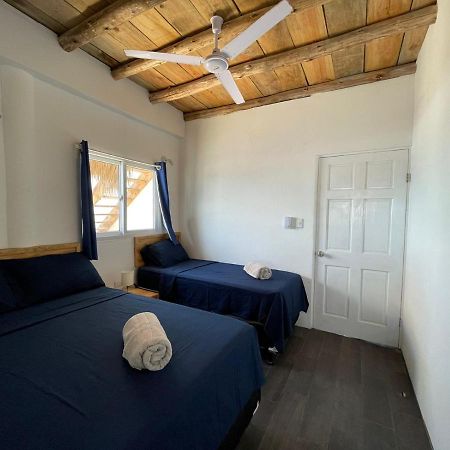 Black Sand Beachhouse Monterrico Εξωτερικό φωτογραφία