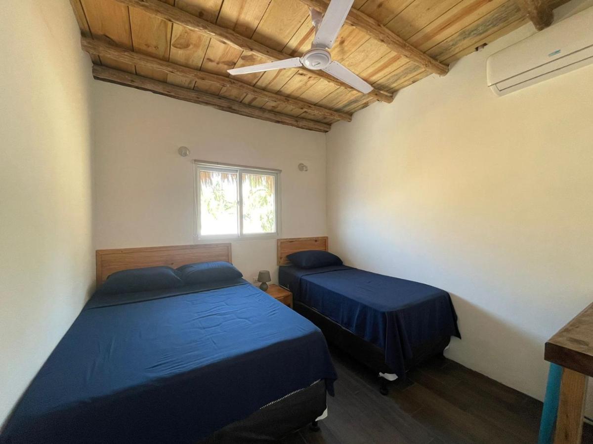 Black Sand Beachhouse Monterrico Εξωτερικό φωτογραφία