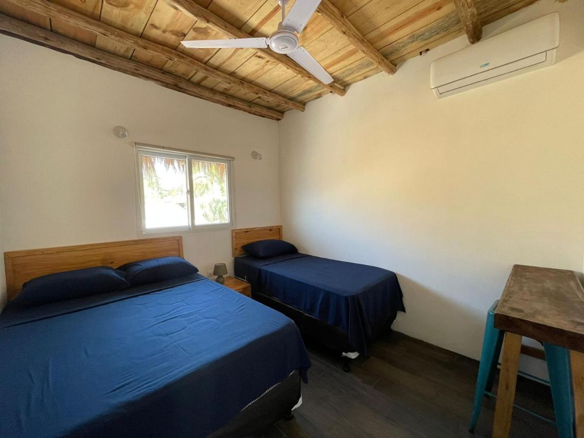 Black Sand Beachhouse Monterrico Εξωτερικό φωτογραφία