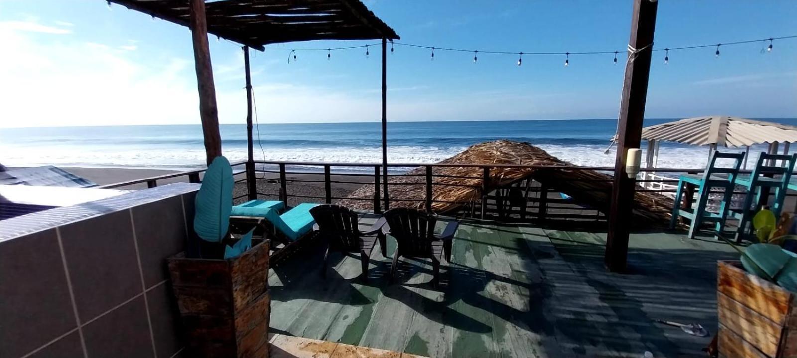 Black Sand Beachhouse Monterrico Εξωτερικό φωτογραφία