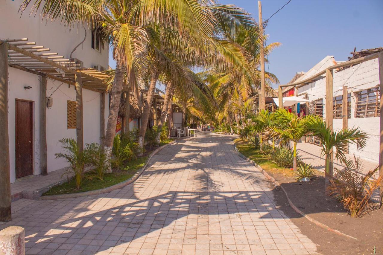Black Sand Beachhouse Monterrico Εξωτερικό φωτογραφία